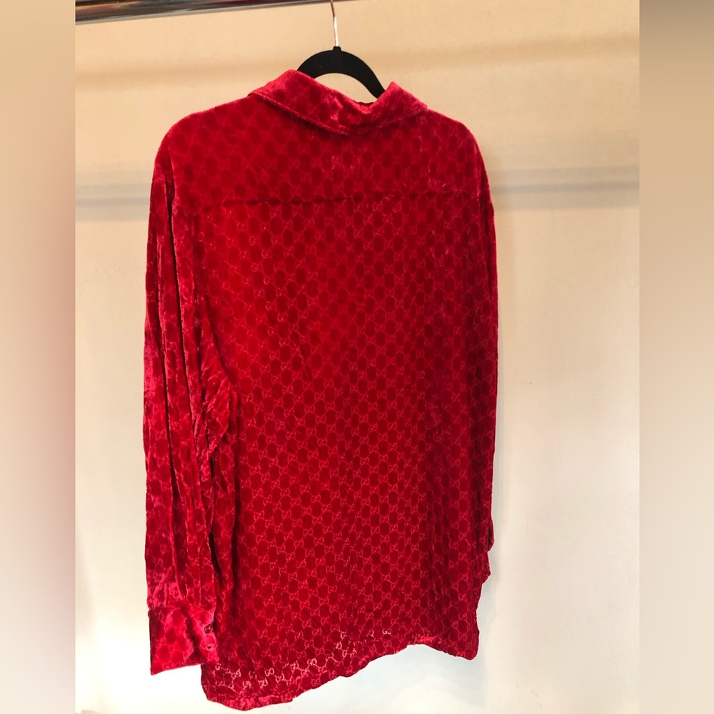 Gucci Red Devoré-Velvet Oversized Women’s Button Down Blouse - Picture 4 of 7